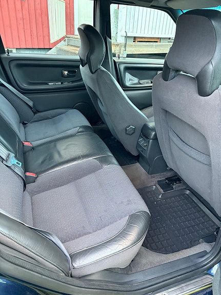 Volvo V70 6 of 11