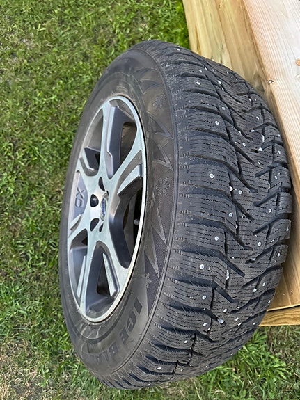 Volvo XC60 8 of 8