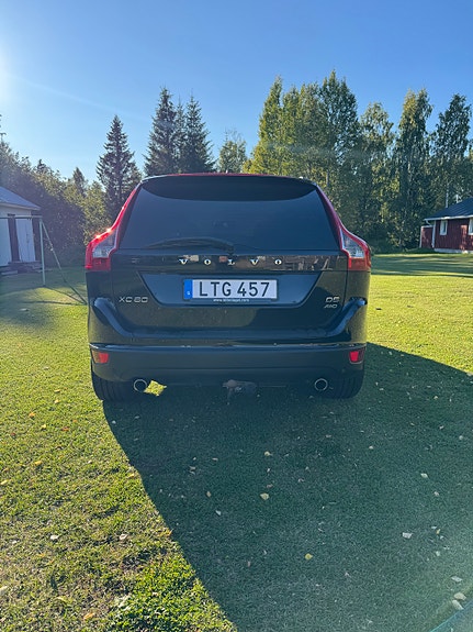 Volvo XC60 4 of 8