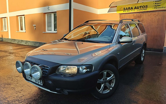 Volvo XC70 14 of 20