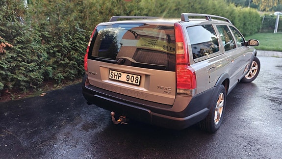 Volvo XC70 3 of 20