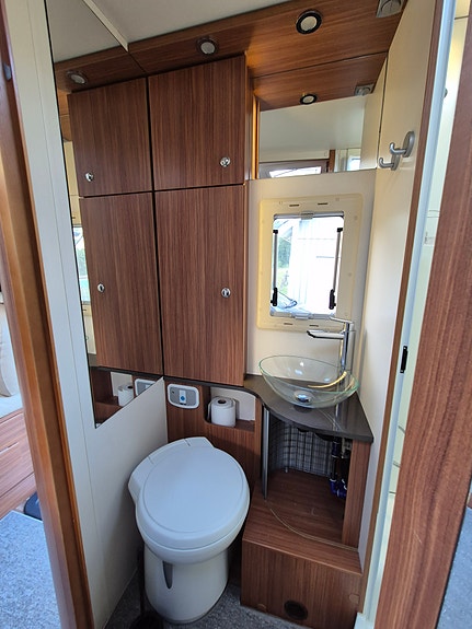 Adria Coral S 670 SL 20 of 22