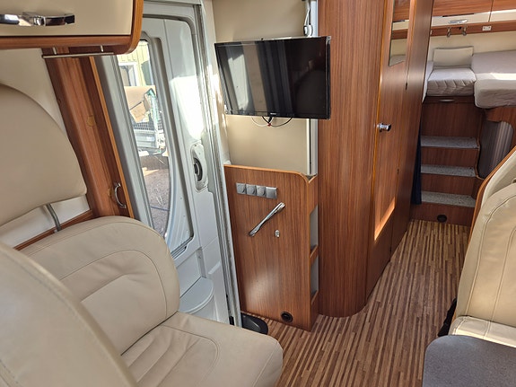 Adria Coral S 670 SL 7 of 22