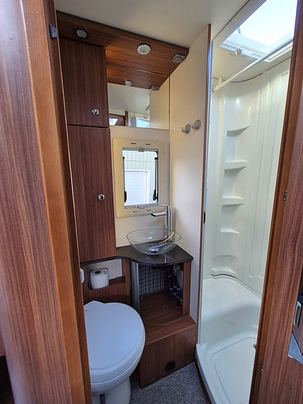 Adria Coral S 670 SL 19 of 22