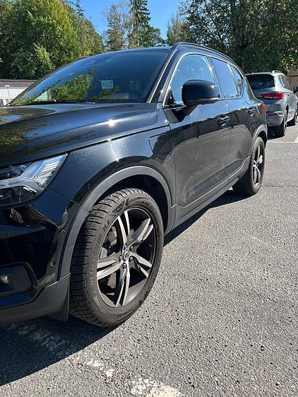 Volvo XC40 3 of 6