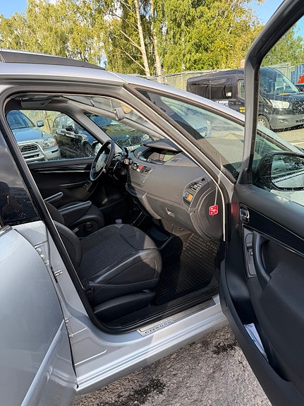 Citroen Grand C4 Picasso 7 of 9