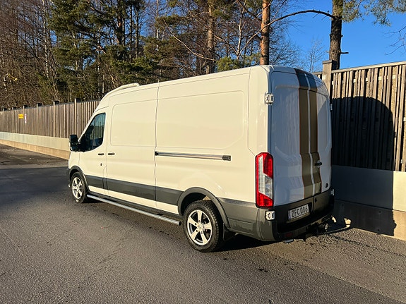 Ford Transit 2 of 3