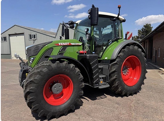Fendt 724 5 of 9