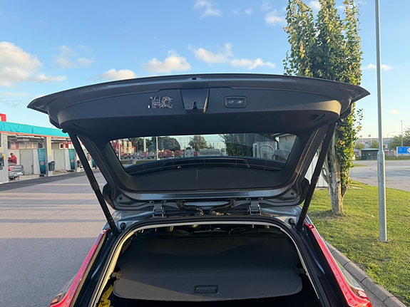 Volvo V60 Cross Country 7 of 7
