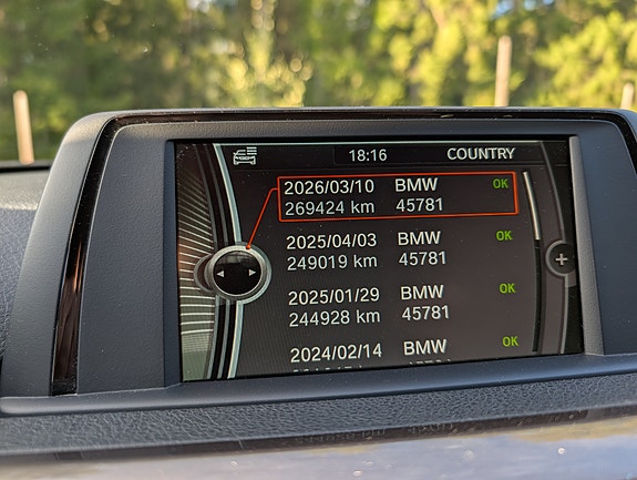 BMW 320d 13 of 13