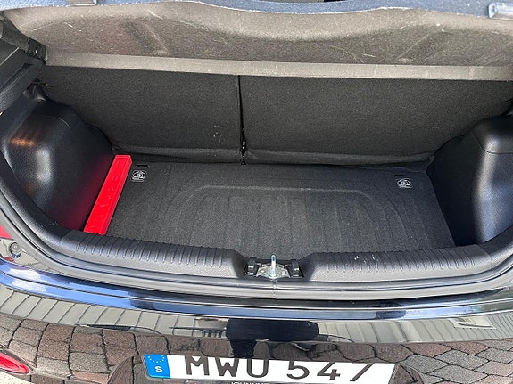 Kia Picanto 12 of 16