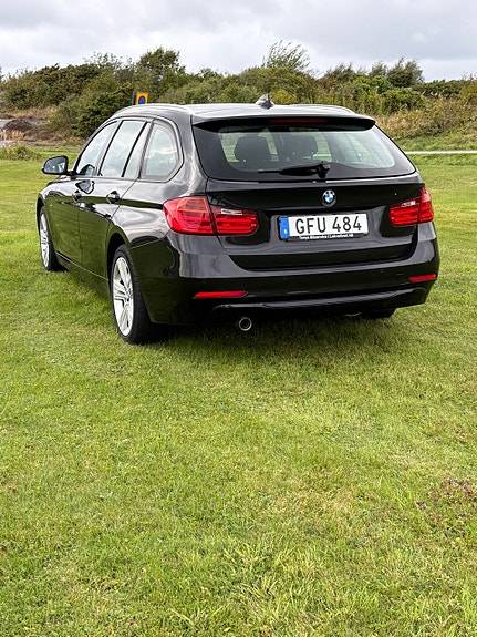BMW 320d 4 of 7