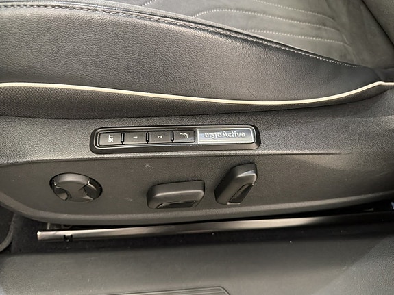 Volkswagen ID.4 GTX 14 of 30