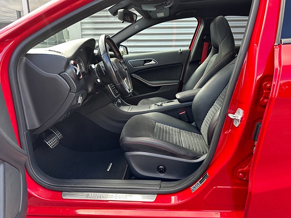 Mercedes-Benz A250 15 of 25