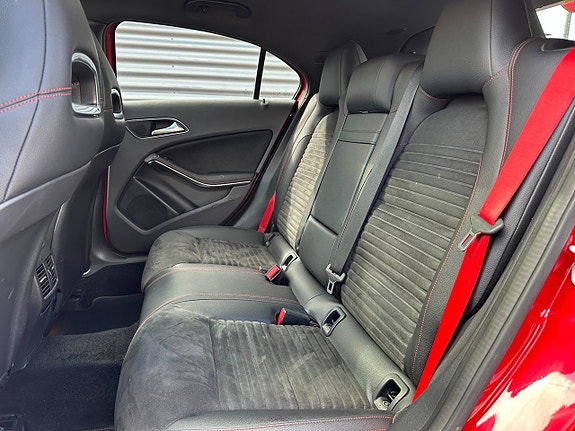 Mercedes-Benz A250 23 of 25