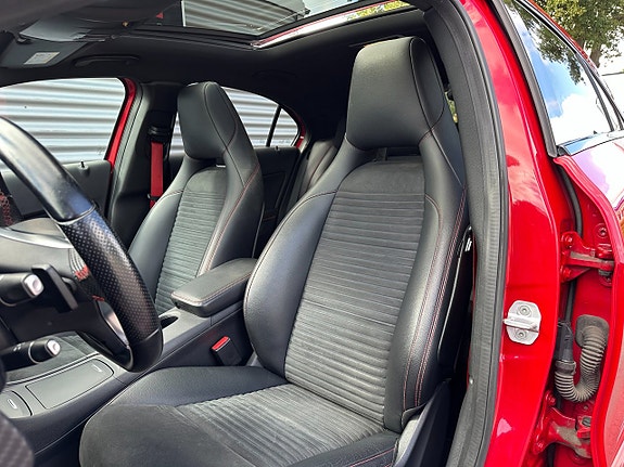 Mercedes-Benz A250 14 of 25