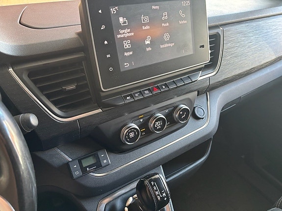 Renault Trafic 16 of 17