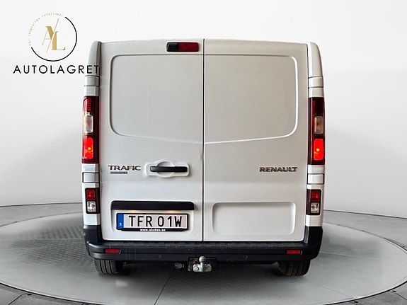 Renault Trafic 4 of 17
