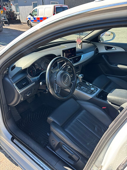 Audi A6 2 of 7