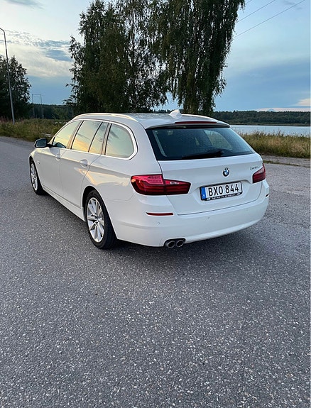 BMW 520d 3 of 5