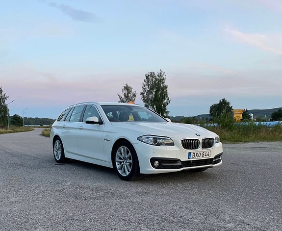 BMW 520d 2 of 5