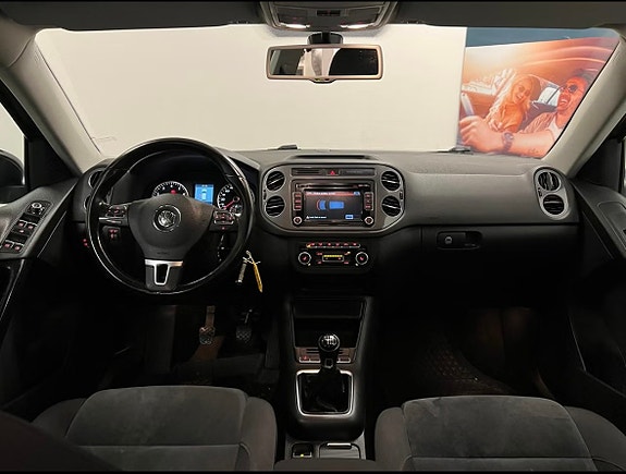 Volkswagen Tiguan 14 of 28