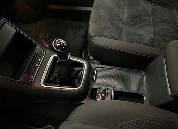 Volkswagen Tiguan 15 of 28