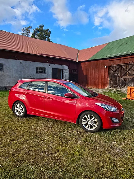 Hyundai i30 3 of 8