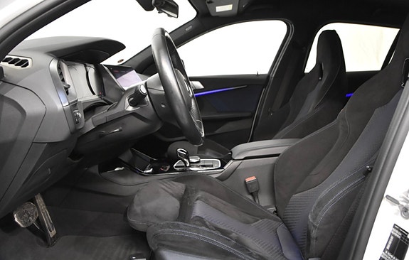 BMW 118i 6 of 7