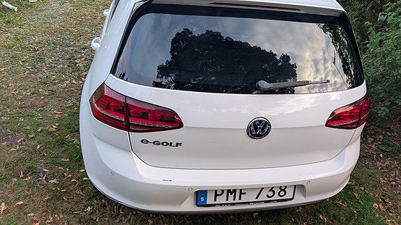 Volkswagen Golf VII 4 of 9