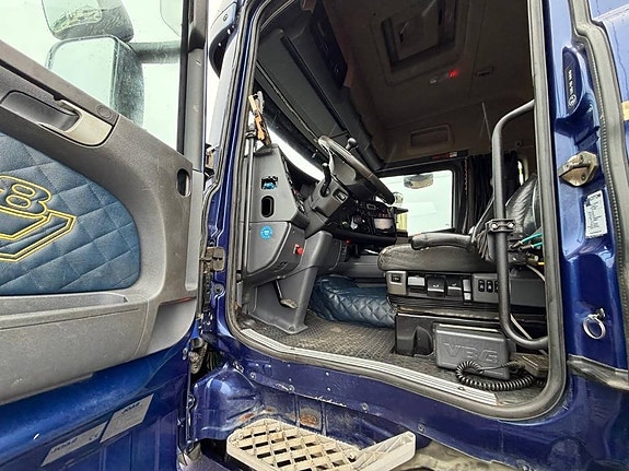 Scania R560LB8X4*4HNB 3517 11 of 14