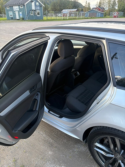 Audi A4 7 of 11