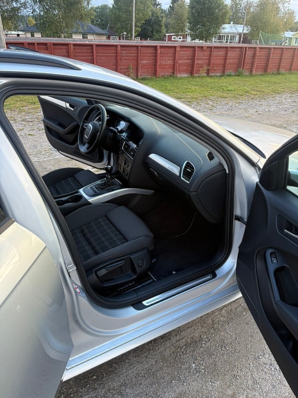 Audi A4 6 of 11