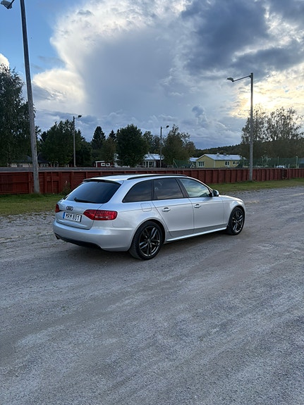 Audi A4 3 of 11