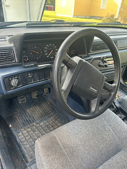 Volvo 740 6 of 8
