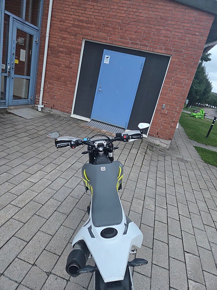 Husqvarna 701 4 of 4