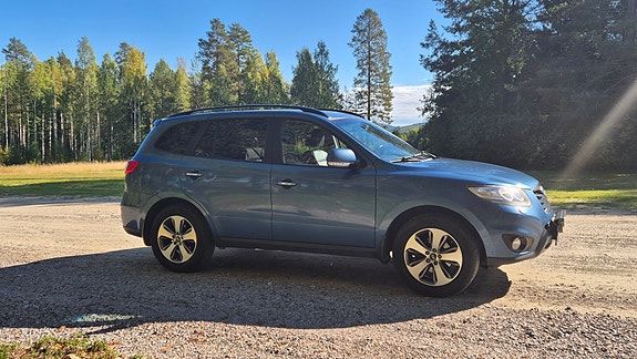 Hyundai Santa Fe 4 of 11