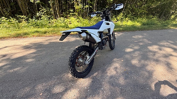 Husqvarna HUSQVARNA FE 250 3 of 5