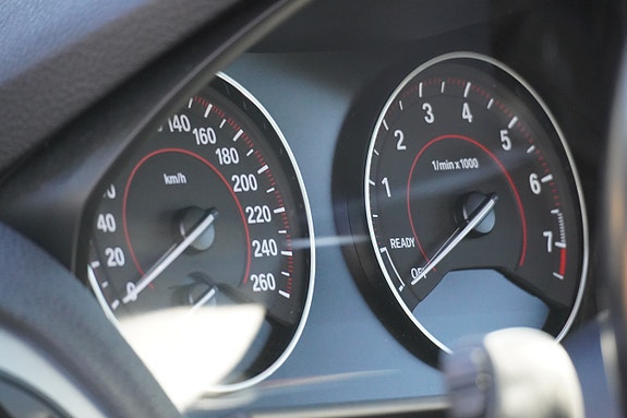 BMW M135i 3 of 4