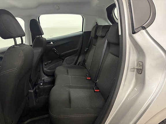 Peugeot 208 9 of 9
