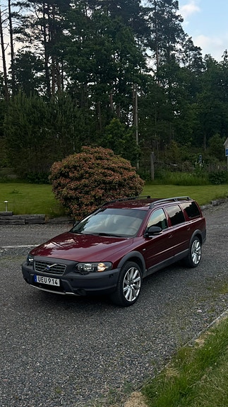 Volvo XC70 3 of 10