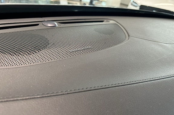 Volvo XC90 20 of 24