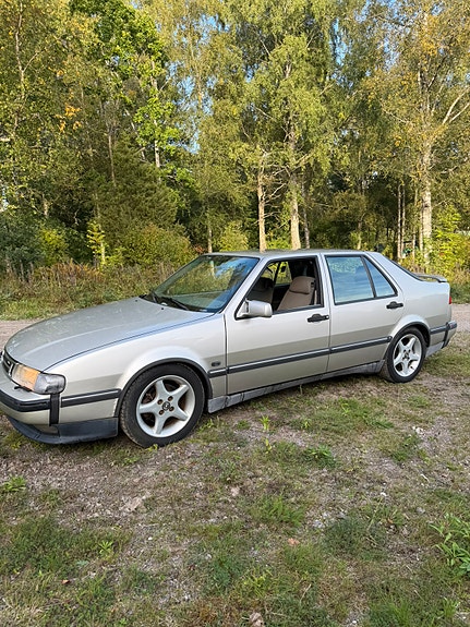 Saab 9000 2 of 7