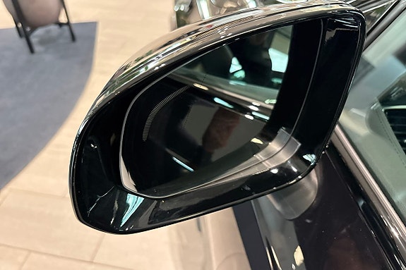 Volvo XC90 17 of 30