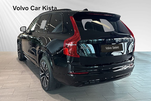 Volvo XC90 4 of 30