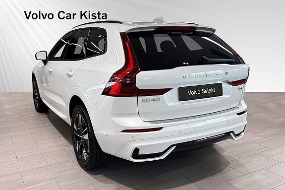 Volvo XC60 4 of 30