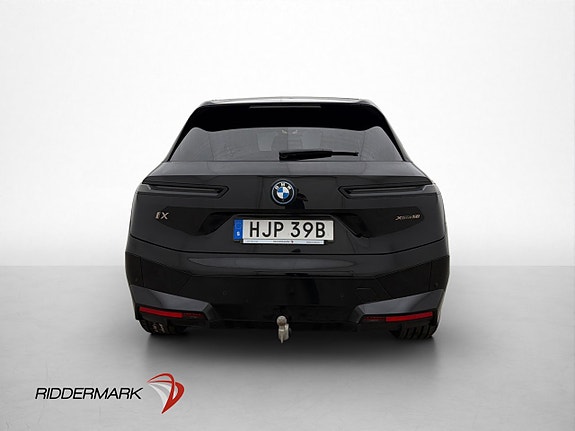 BMW iX 8 of 30