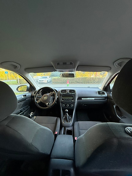 Volkswagen Golf VI 8 of 12