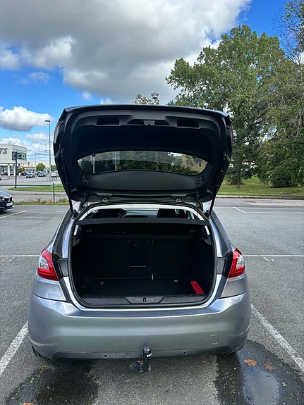 Peugeot 308 10 of 11