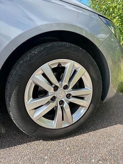 Peugeot 308 8 of 11